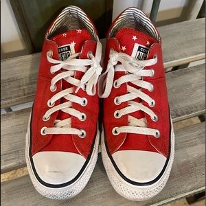 Converse Chuck Taylor All Star Madison women’s size 9